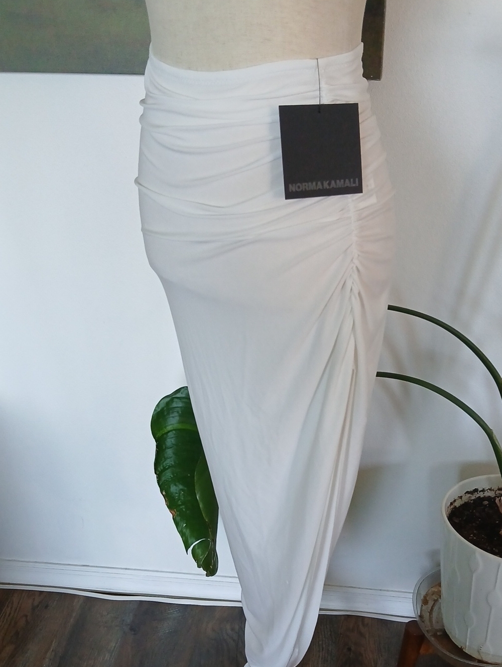 NWT Norma Kamali Ruched Asymmetric White Skirt/Strapless Tunic Sz S 32